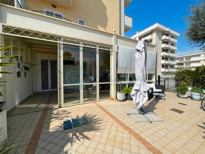 Appartamento trilocale in vendita in Via Legnano, Centro, Alba Adriatica