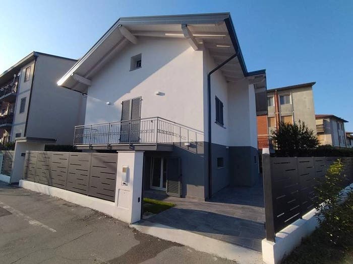 Casa quadrilocale in vendita in Via Giuseppina, Giuseppina Villetta, Cremona