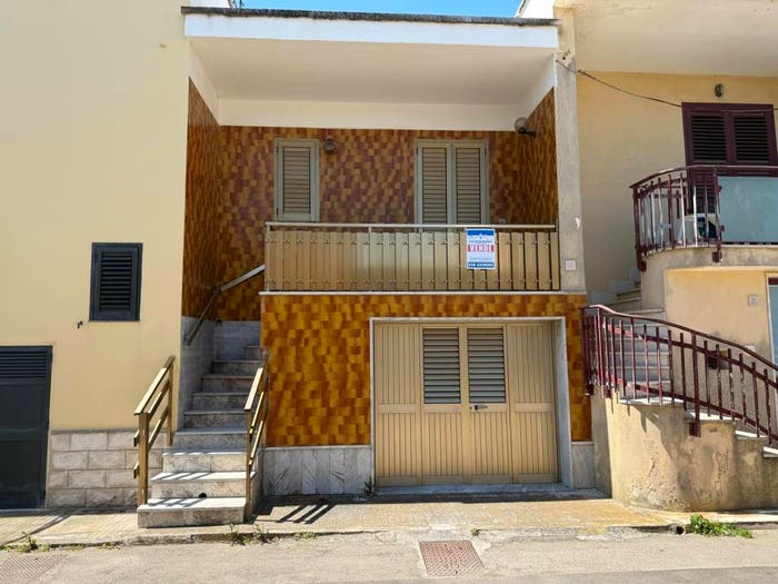 Casa quadrilocale in vendita in Via Quarto, San Foca, Melendugno