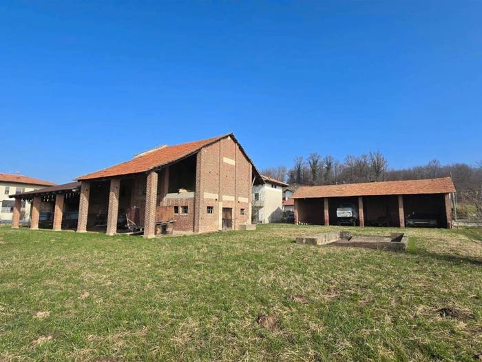 Casa con 6 locali in vendita in Strada provinciale, Massazza