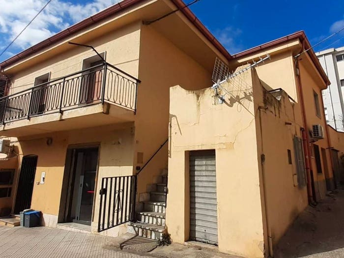 Appartamento quadrilocale in vendita in Via degli Svevi, Sala, Catanzaro