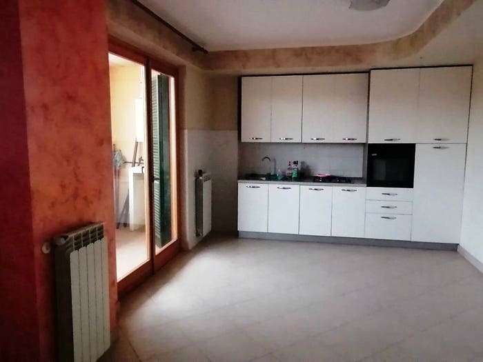 Appartamento trilocale in vendita in Via Giuliano Montelucci, Centro, Guidonia Montecelio