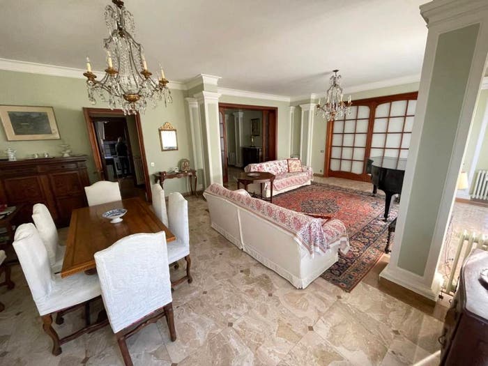 Appartamento con 6 locali in vendita in Viale Aurelio Saffi, Novi Ligure