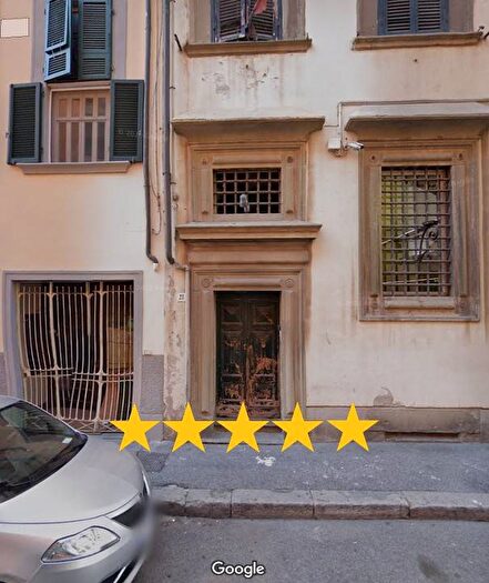 Appartamento quadrilocale in vendita in Via Borra, Quartiere Venezia, Livorno