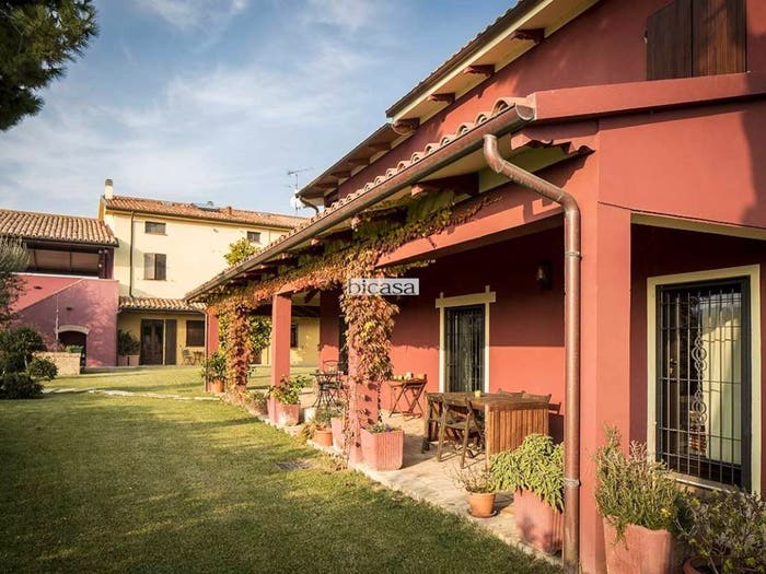 Casa con 6 locali in vendita in località Belgatto, San Biagio Roncosambaccio, Fano