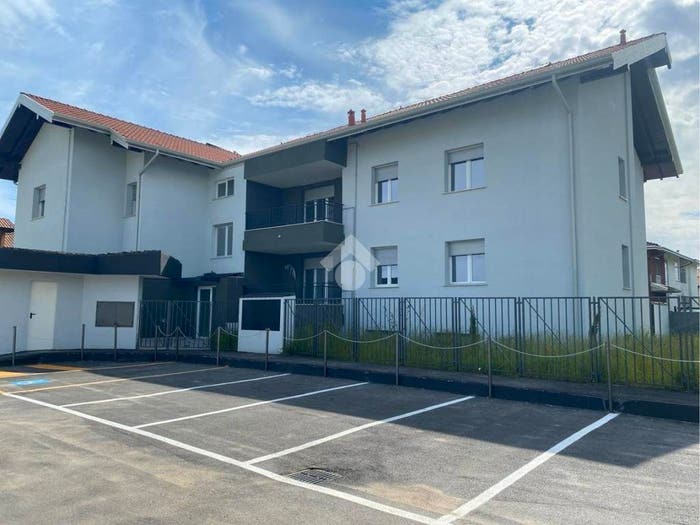 Appartamento trilocale in vendita in Via Gorizia, Centro, Ossona