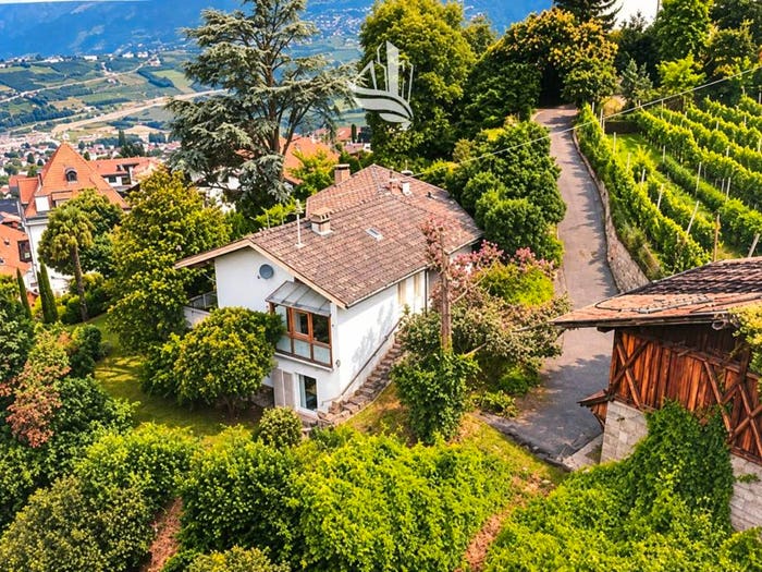 Casa con 6 locali in vendita in Via Scena, Centro, Scena