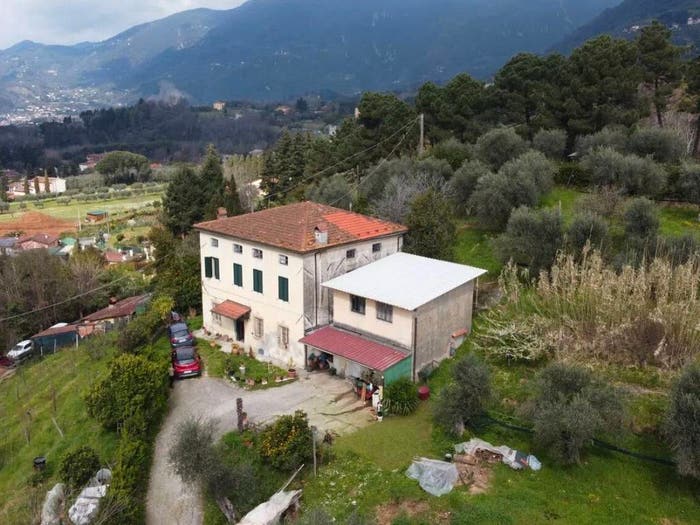Casa con 6 locali in vendita in Via Xx Settembre, Camaiore Paese, Camaiore