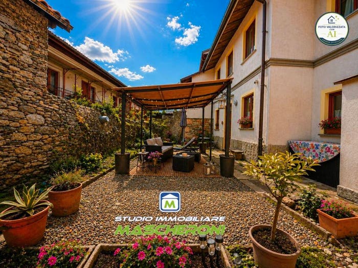Casa con 6 locali in vendita in Via alla Parrocchiale, Centro, Gignese
