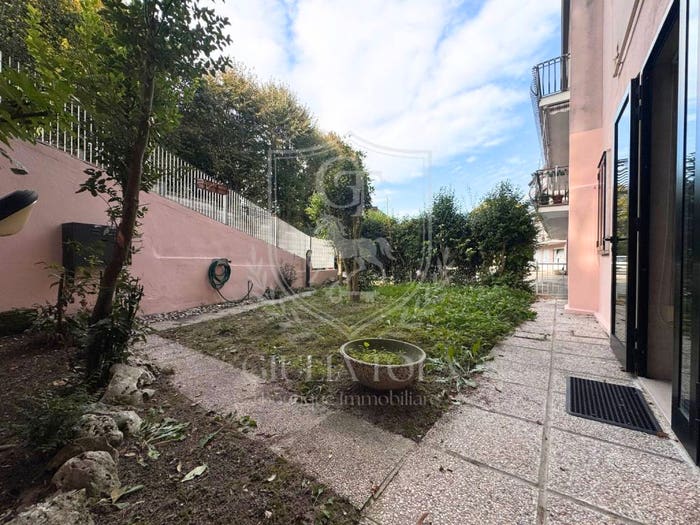 Appartamento quadrilocale in vendita in Via Argine Sinistro, Centro, Dolo