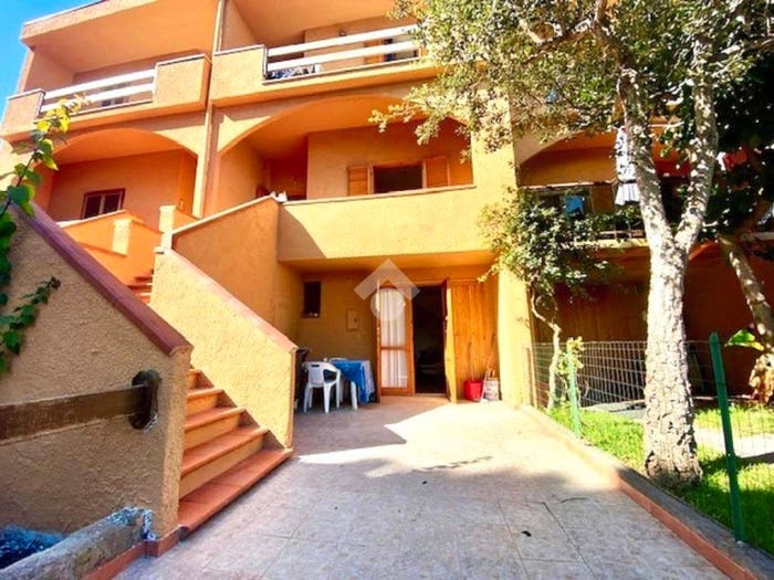 Casa con 6 locali in vendita in Maria Pia Fertilia, Alghero