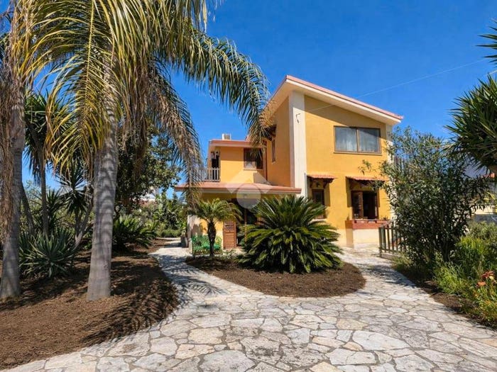 Casa con 5 locali in vendita in Via Vittime del Mare, Trappeto