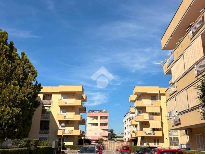 Appartamento trilocale in vendita in Via Alessandro Volta, Centro, Volla