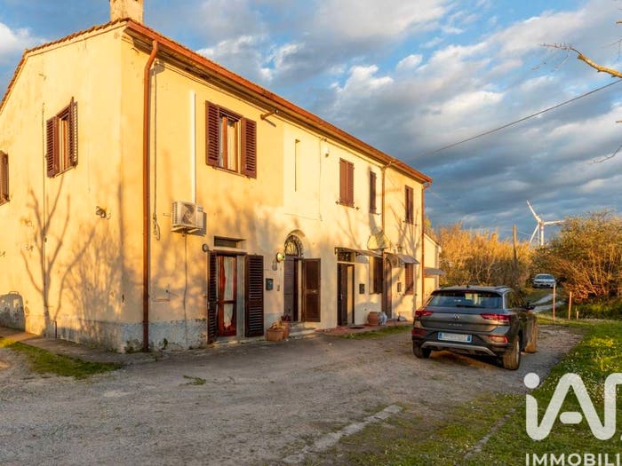 Appartamento quadrilocale in vendita in Viale America, Villaggi Bellaria, Pontedera