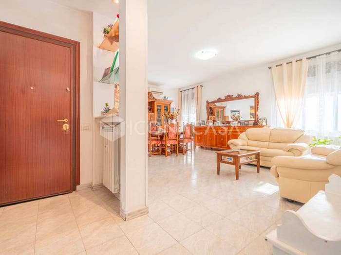 Appartamento quadrilocale in vendita in Via Mura dei Francesi, Ciampino