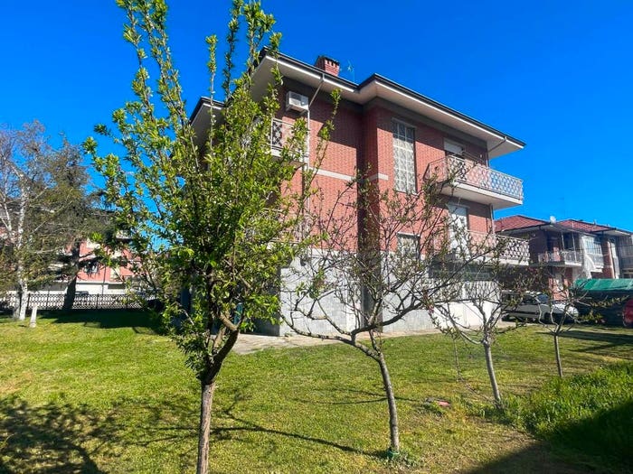 Casa con 6 locali in vendita in Centro, Villafranca d'Asti