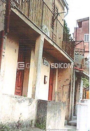 Appartamento con 6 locali in vendita in via Onofrio Colace, Pontegrande Sant'Elia, Catanzaro