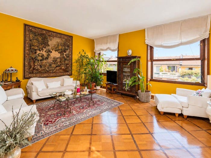 Appartamento con 6 locali in vendita in Via Soperga, Pasteur, Milano