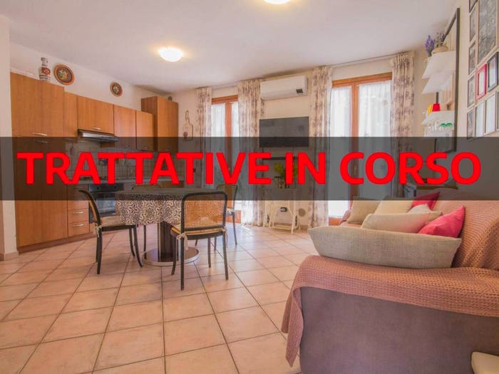 Appartamento trilocale in vendita in Via Trento, Centro, Lazise
