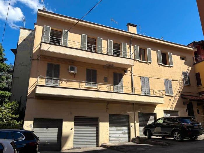 Appartamento quadrilocale in vendita in Via Saragozza, Saragozza fuori Porta, Bologna