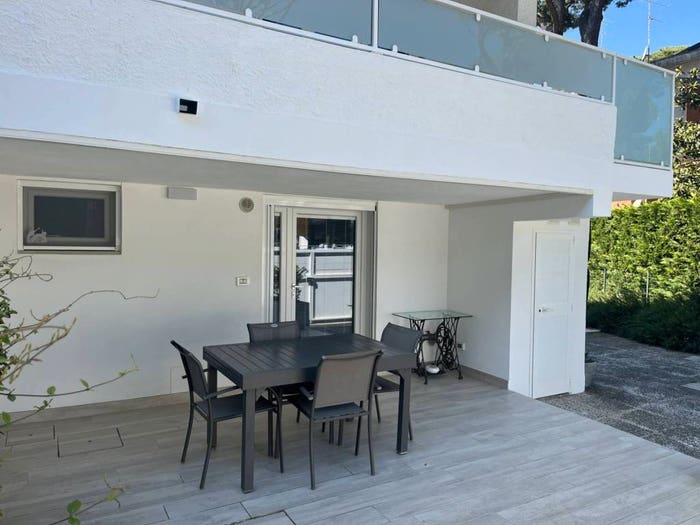 Casa con 6 locali in vendita in Via Michelangelo Merisi Caravaggio, Lido di Spina, Comacchio