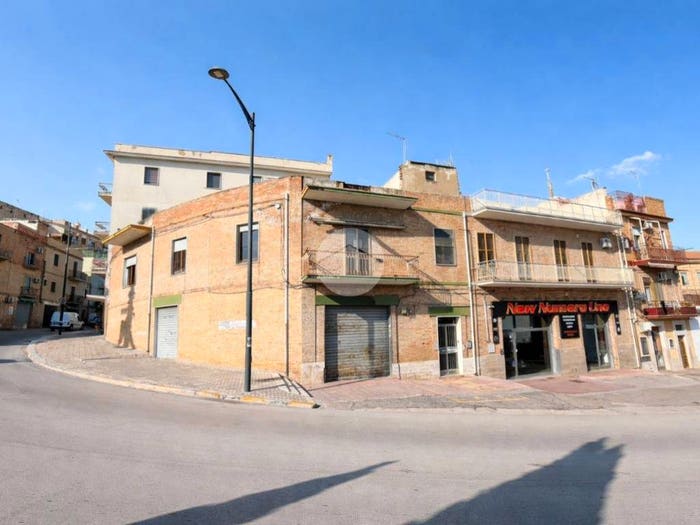 Casa con 6 locali in vendita in Via Porta Croce, Centro, Lucera