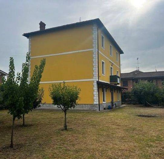 Casa con 6 locali in vendita in Ss Bis Dei Giovi, Bosco Marengo