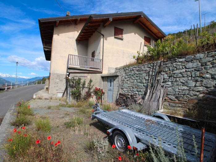 Case in Vendita e in Affitto - 2