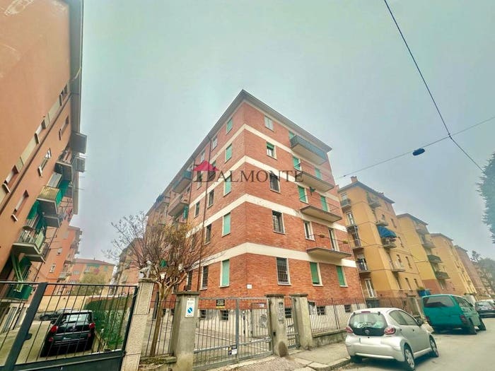 Appartamento trilocale in vendita in Via Giovanni Bertini, San Donato, Bologna