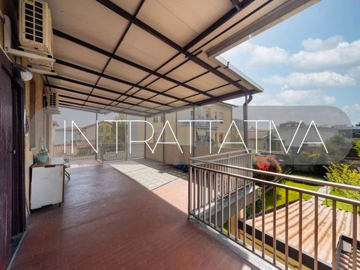 Casa con 6 locali in vendita in Via Monte Pasubio, San Rocco, Monza