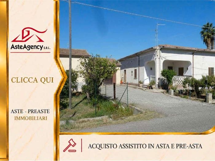 Casa con 6 locali in vendita in Via piemonte, Scanzano Jonico