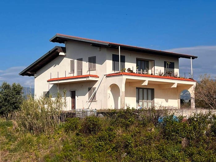 Casa con 6 locali in vendita in Via Siclari Concessa, Catona Villa San Giuseppe, Reggio Calabria