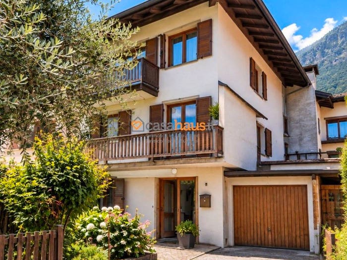 Casa con 6 locali in vendita in Termeno, Termeno sulla Strada del Vino