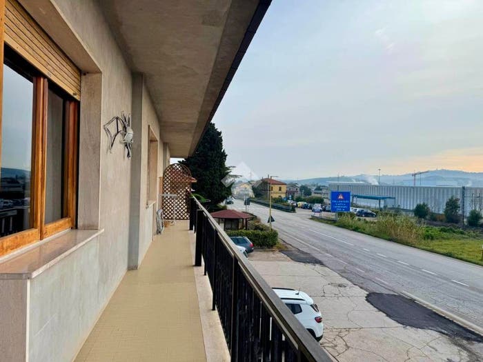 Appartamento quadrilocale in vendita in Trav Via Nazionale per Teramo, Mosciano Stazione, Mosciano Sant'Angelo