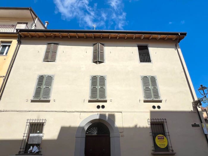 Appartamento trilocale in vendita in Via Fratelli Cairoli, Centro Storico, Imola