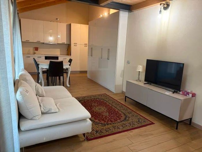 Appartamento monolocale in affitto in Via Antonio Greppi, Casatenovo