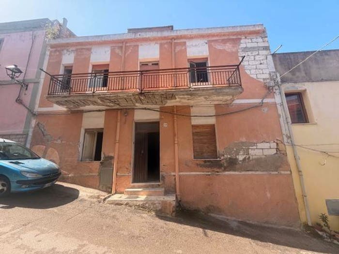 Casa con 5 locali in vendita in Via San Nicola, Sennori