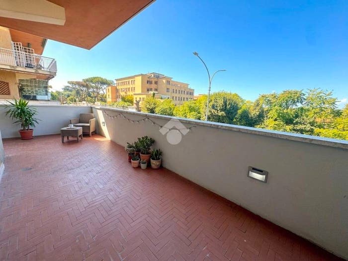 Appartamento con 5 locali in vendita in Via Del Casaletto, Colli Portuensi Casaletto, Roma