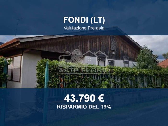 Casa con 5 locali in vendita in Via Spiridione Semenzato, Centro, Fondi
