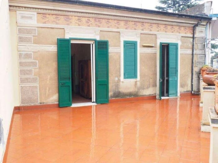 Casa con 6 locali in vendita in via Regina Margherita, Fiumefreddo di Sicilia
