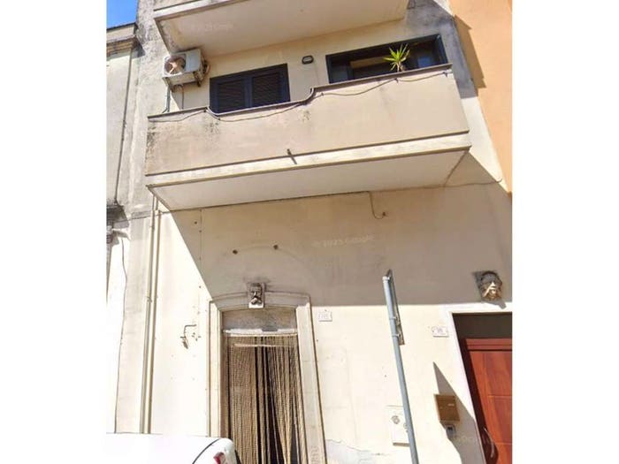 Appartamento con 5 locali in vendita in Via gabriele d'annunzio, Scorrano