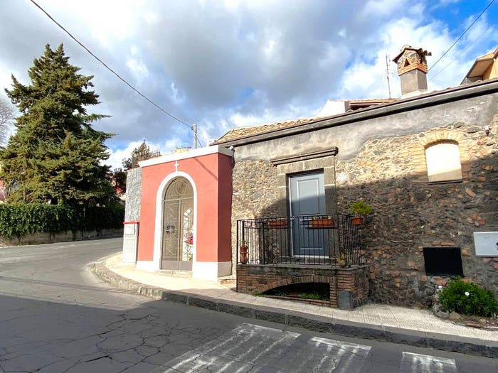 Casa quadrilocale in vendita in Via Etnea, Centro, Mascalucia