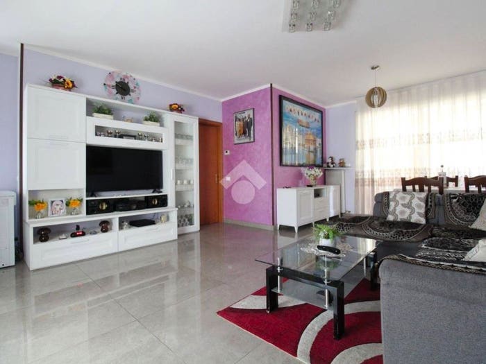 Appartamento quadrilocale in vendita in Via IV Martiri, Centro, Arzignano