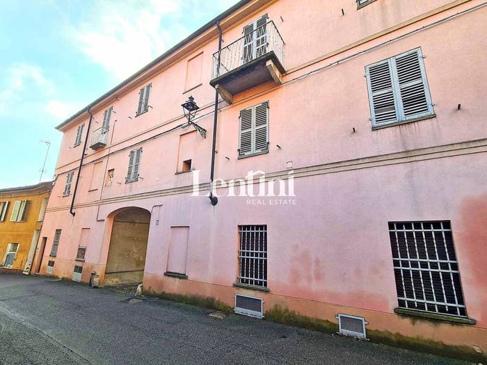 Casa con 5 locali in vendita in Via Umberto I, Terruggia