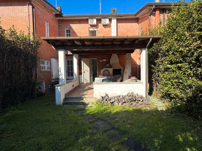Casa trilocale in vendita in Via Ludovico Ariosto, Vittoria Apuana, Forte dei Marmi