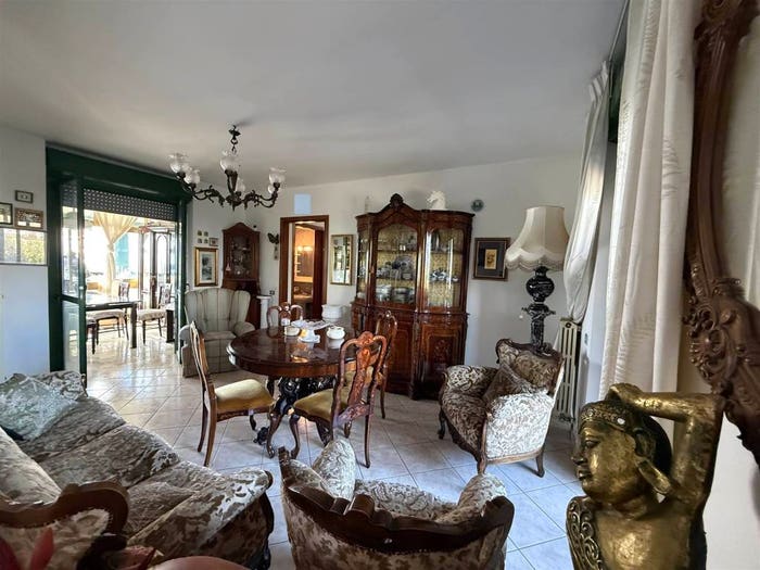 Appartamento con 5 locali in vendita in Via Novara, Stadio, Lecce