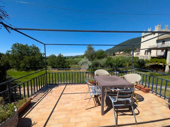 Casa trilocale in vendita in Via S Pancrazio, Centro, Caprino Veronese