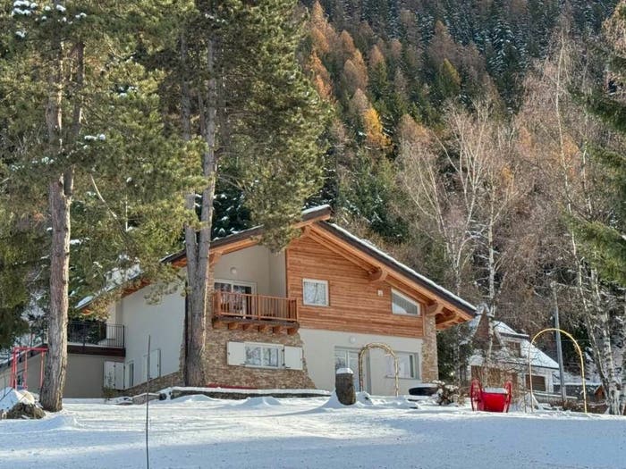 Casa con 6 locali in vendita in Località Seremon, Charvensod