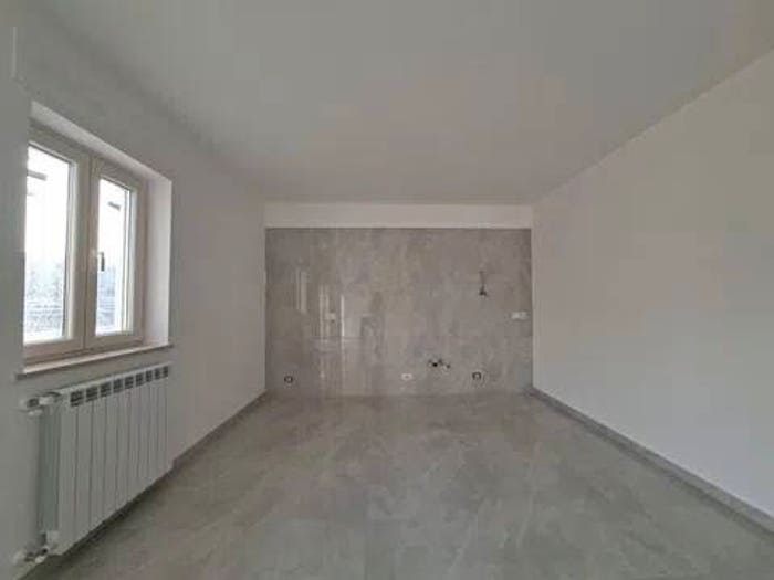 Appartamento quadrilocale in vendita in Via Arcivescovo Pontillo No Number, Casagiove