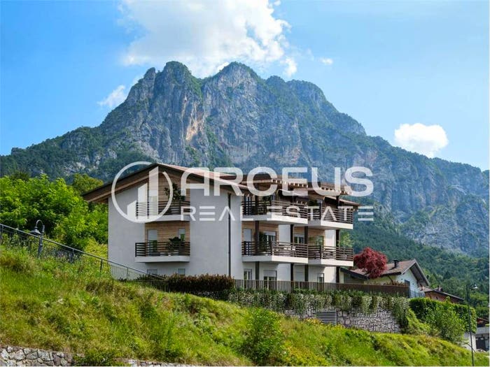 Appartamento quadrilocale in vendita in Via delle Case Nove, Ivano Fracena, Castel Ivano
